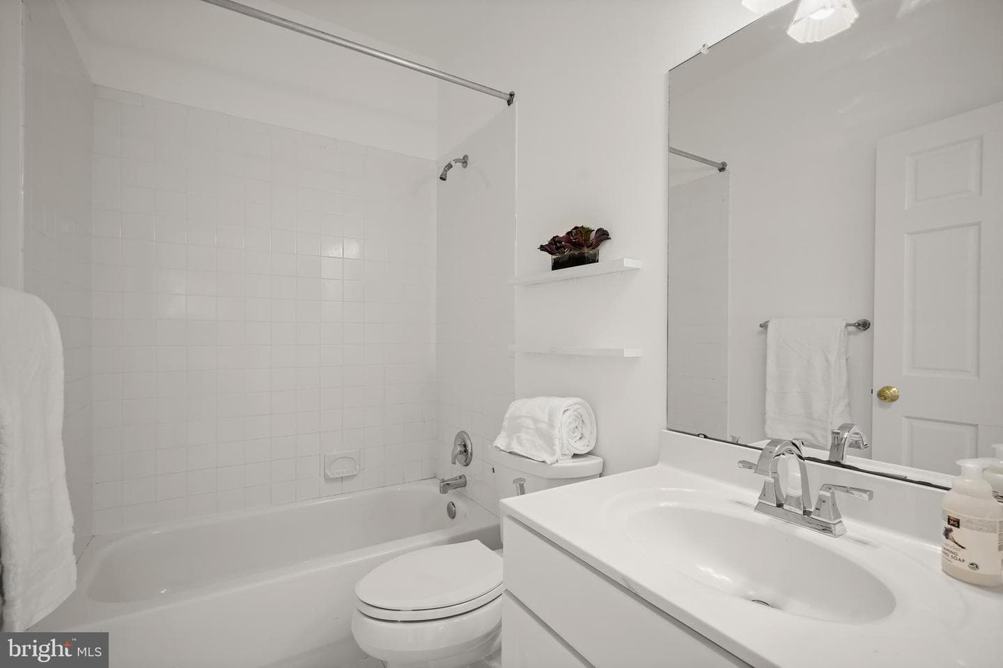 4539 Albemarle Street NW photo 24
