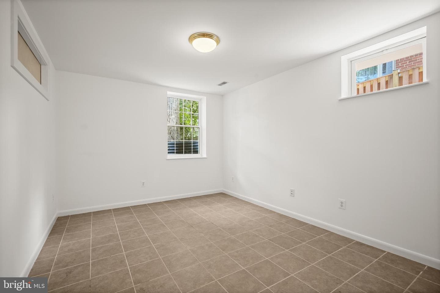4539 Albemarle Street NW photo 31