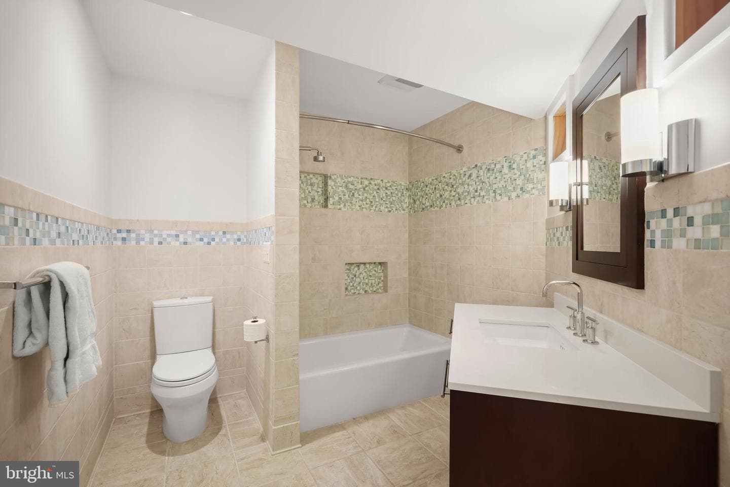 4539 Albemarle Street NW photo 33