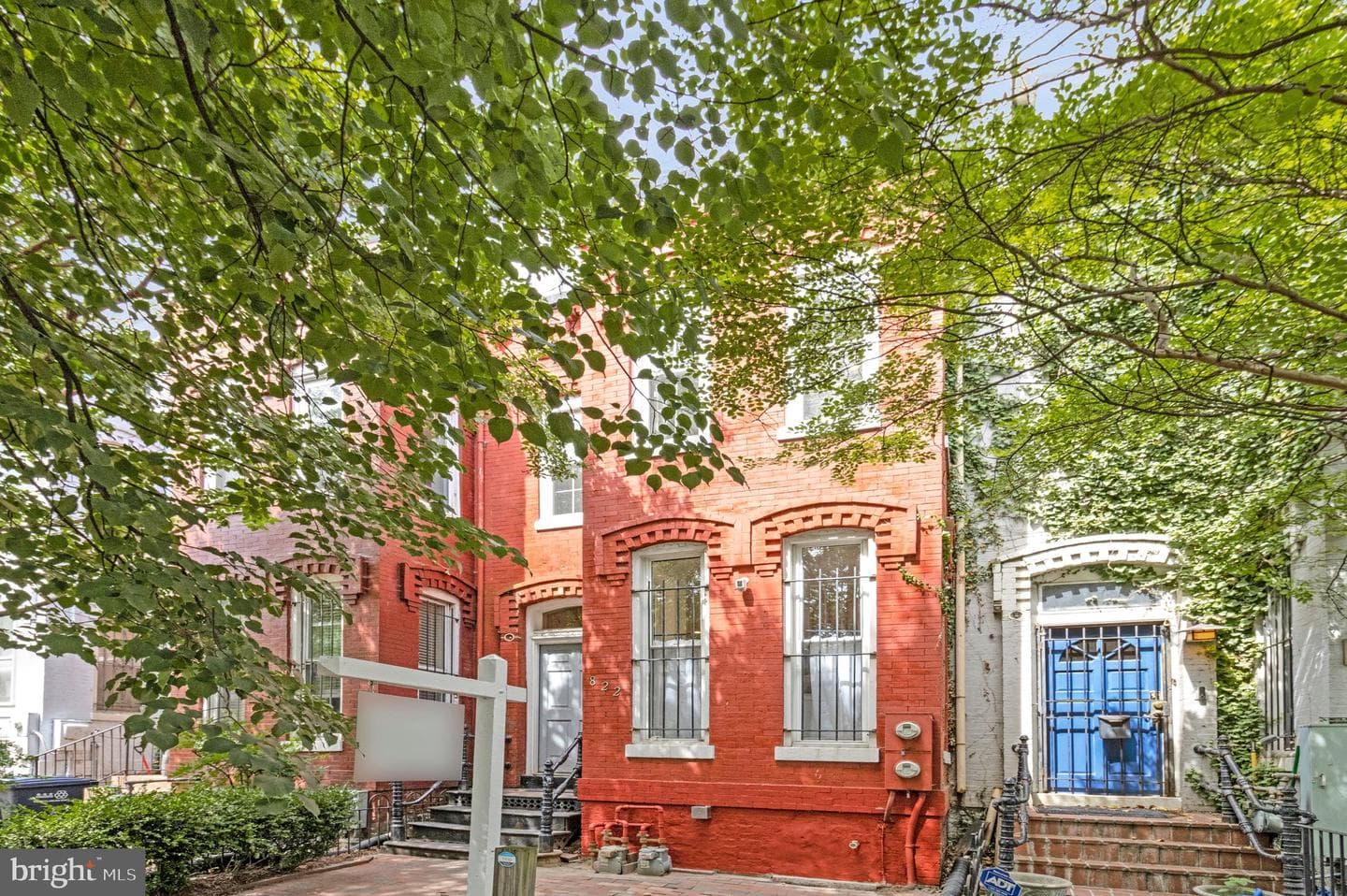 822 5th Street NE, Washington
