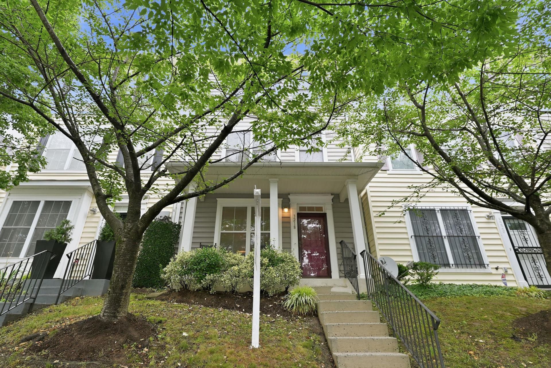 3218 15th Place SE photo 2