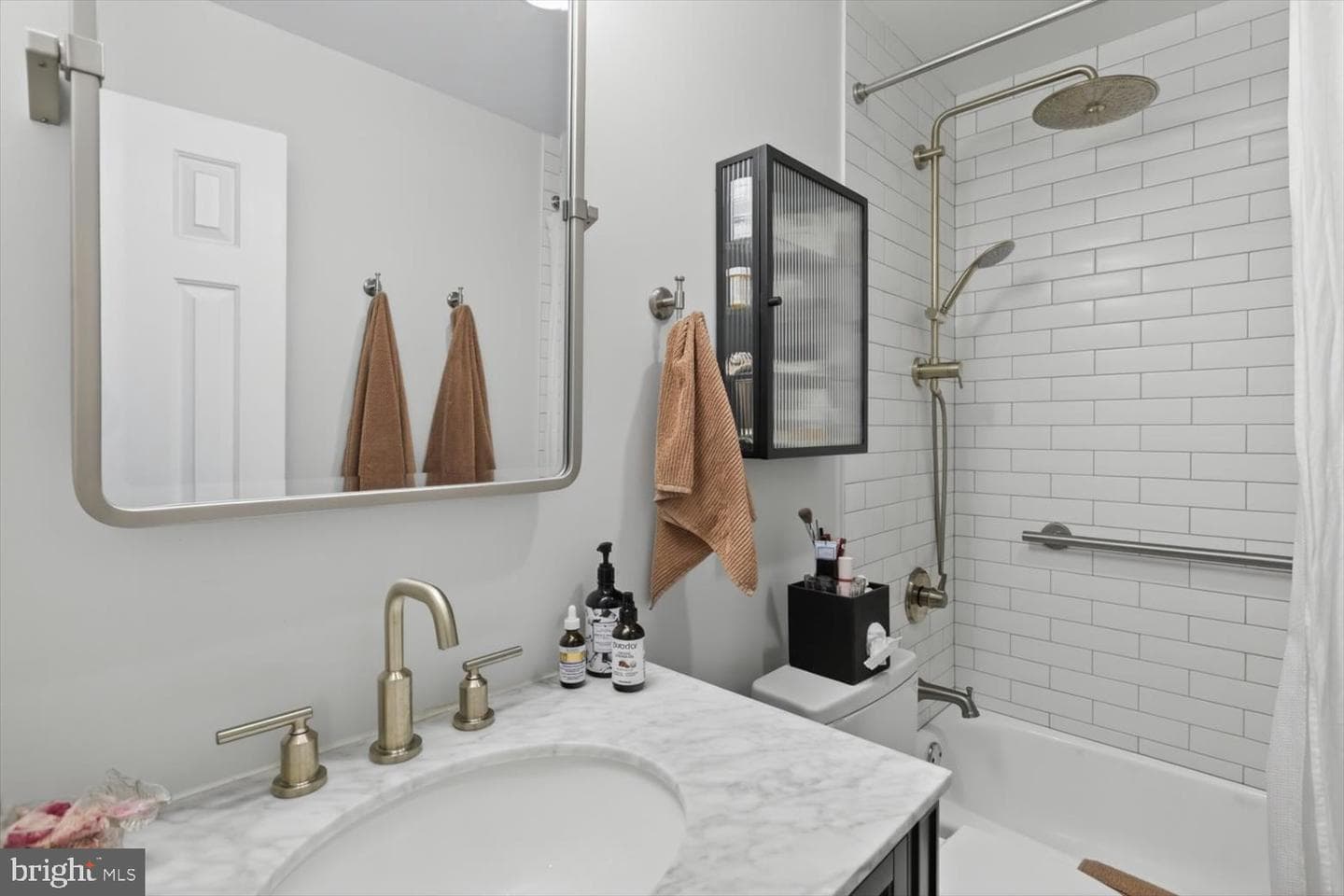 410 5th Street NE #1 photo 9