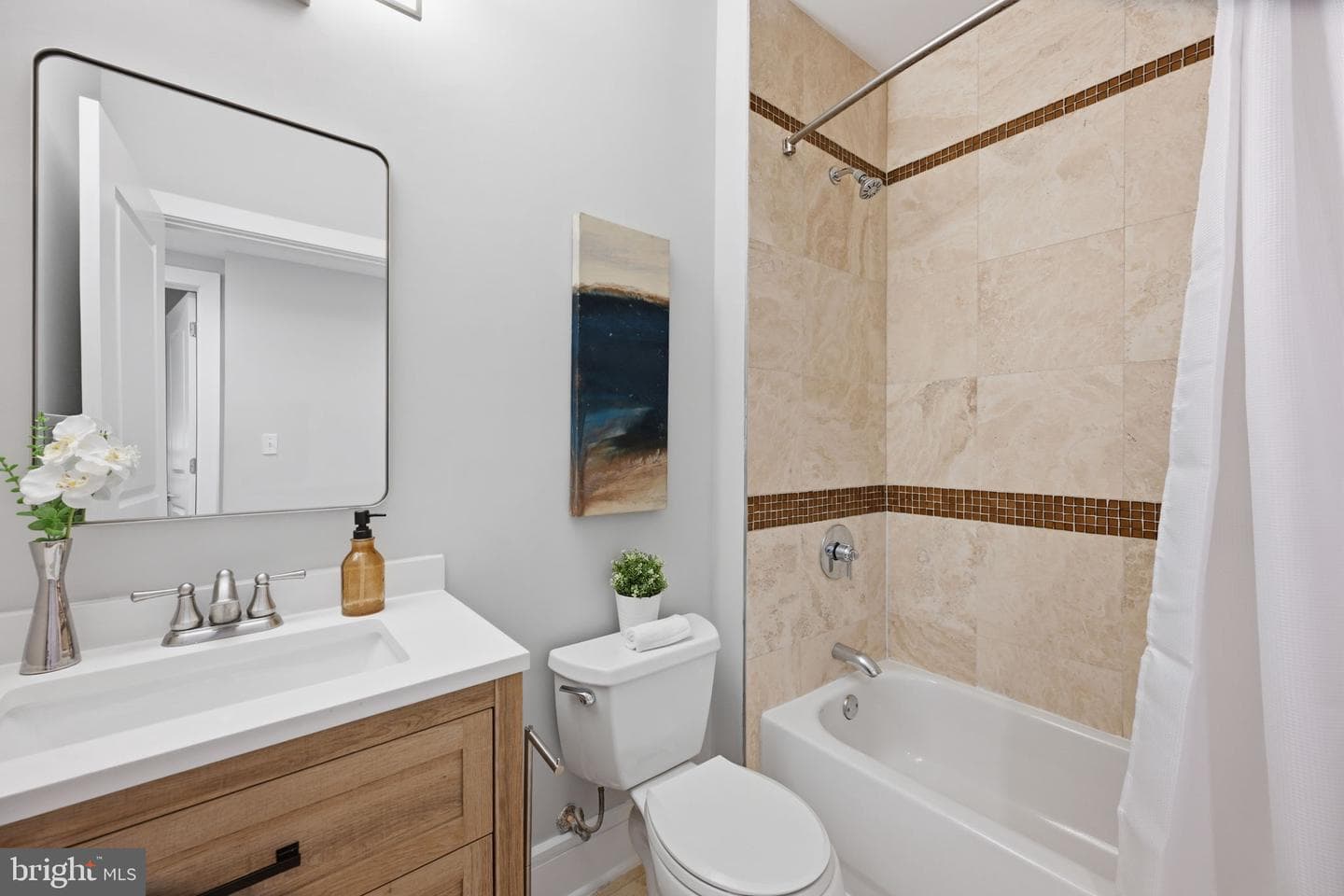 1654 Euclid Street NW #104 photo 14