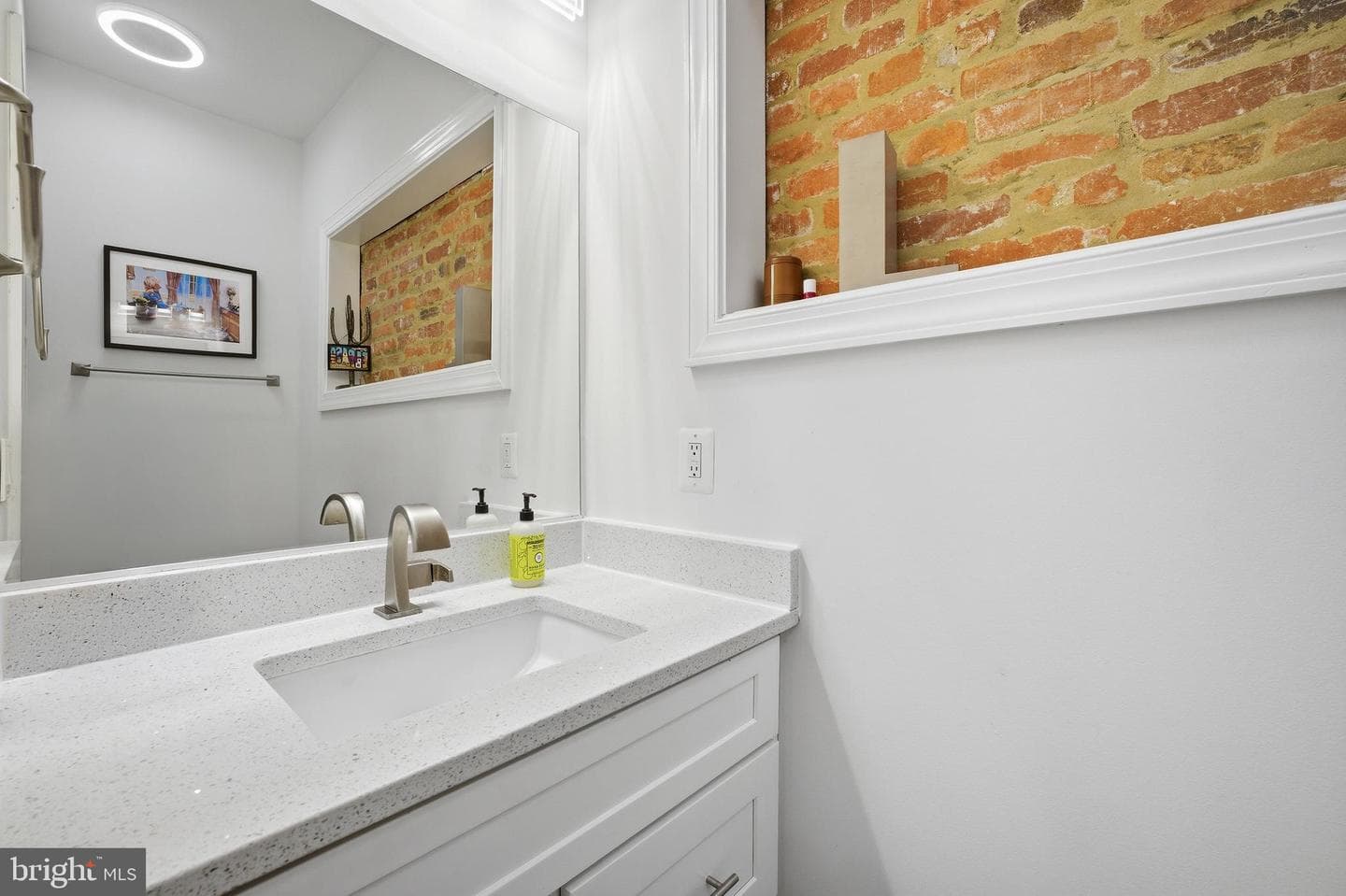 35 T Street NW photo 16