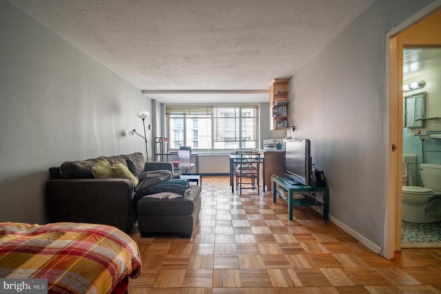 940 25th Street NW #405-S photo 5