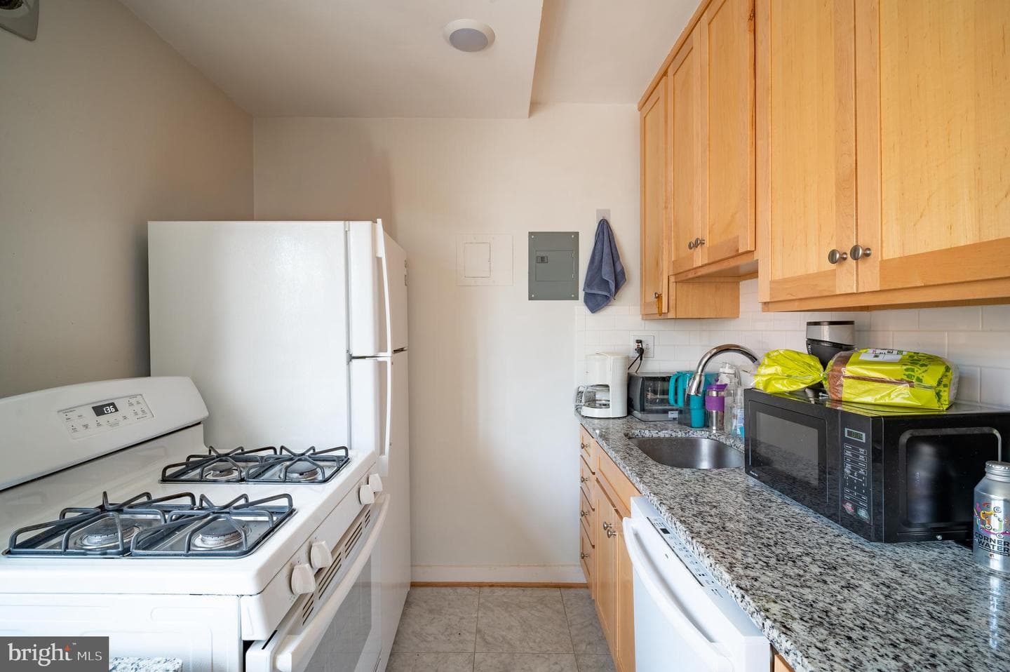 940 25th Street NW #405-S photo 9