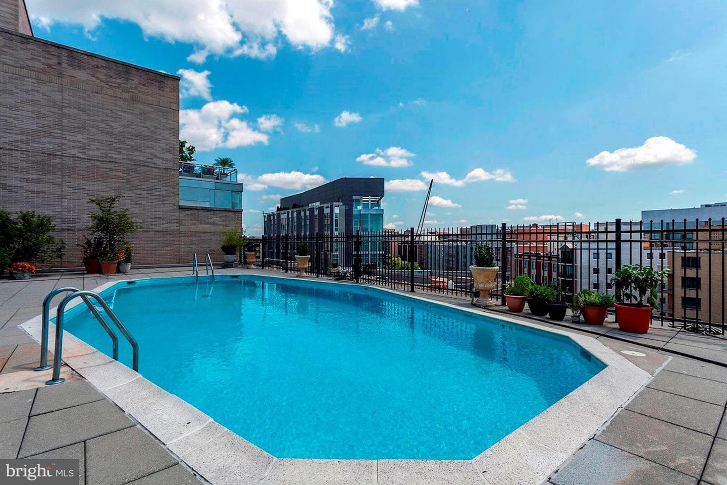 2201 L Street NW #509 photo 29