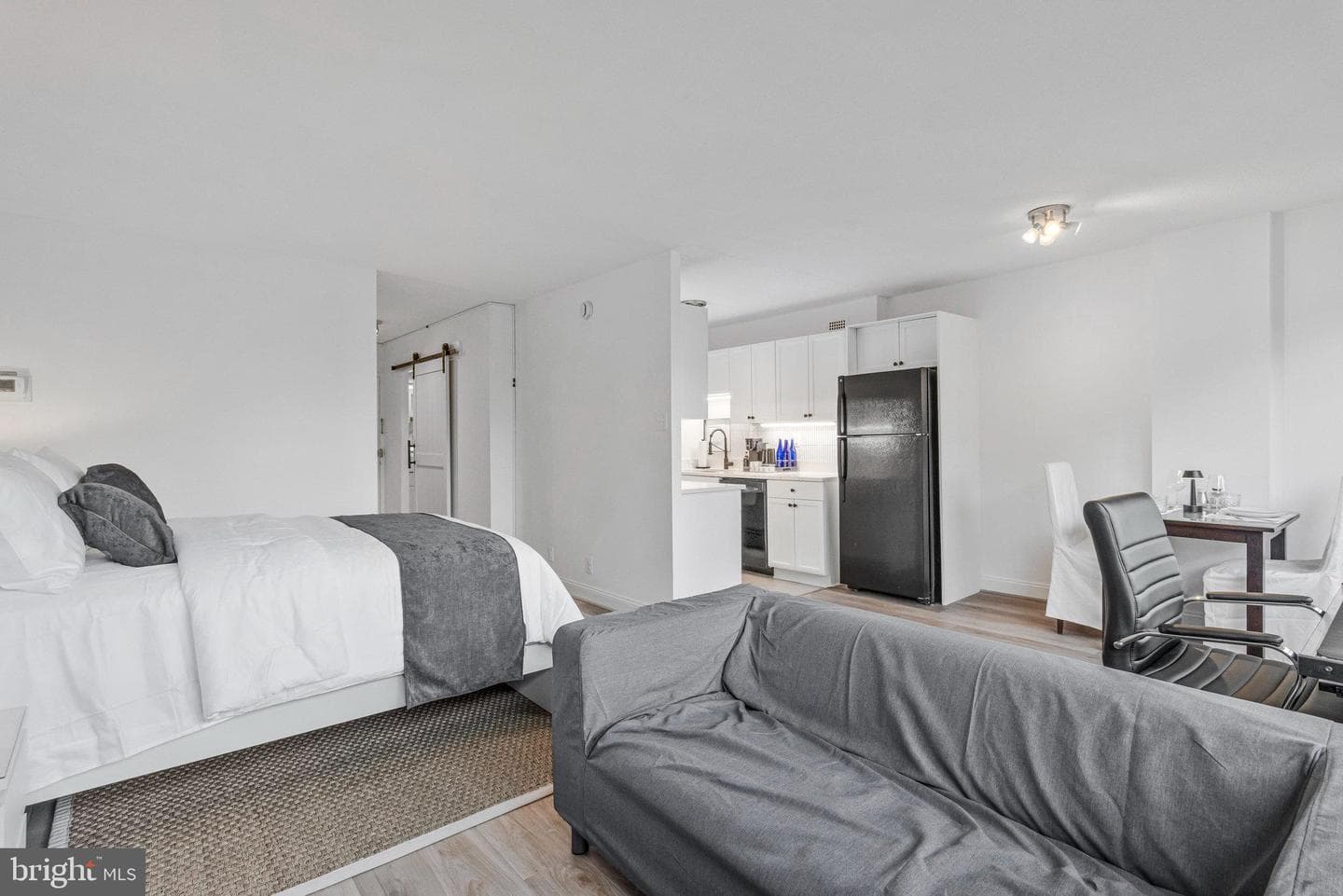 2201 L Street NW #509 photo 6