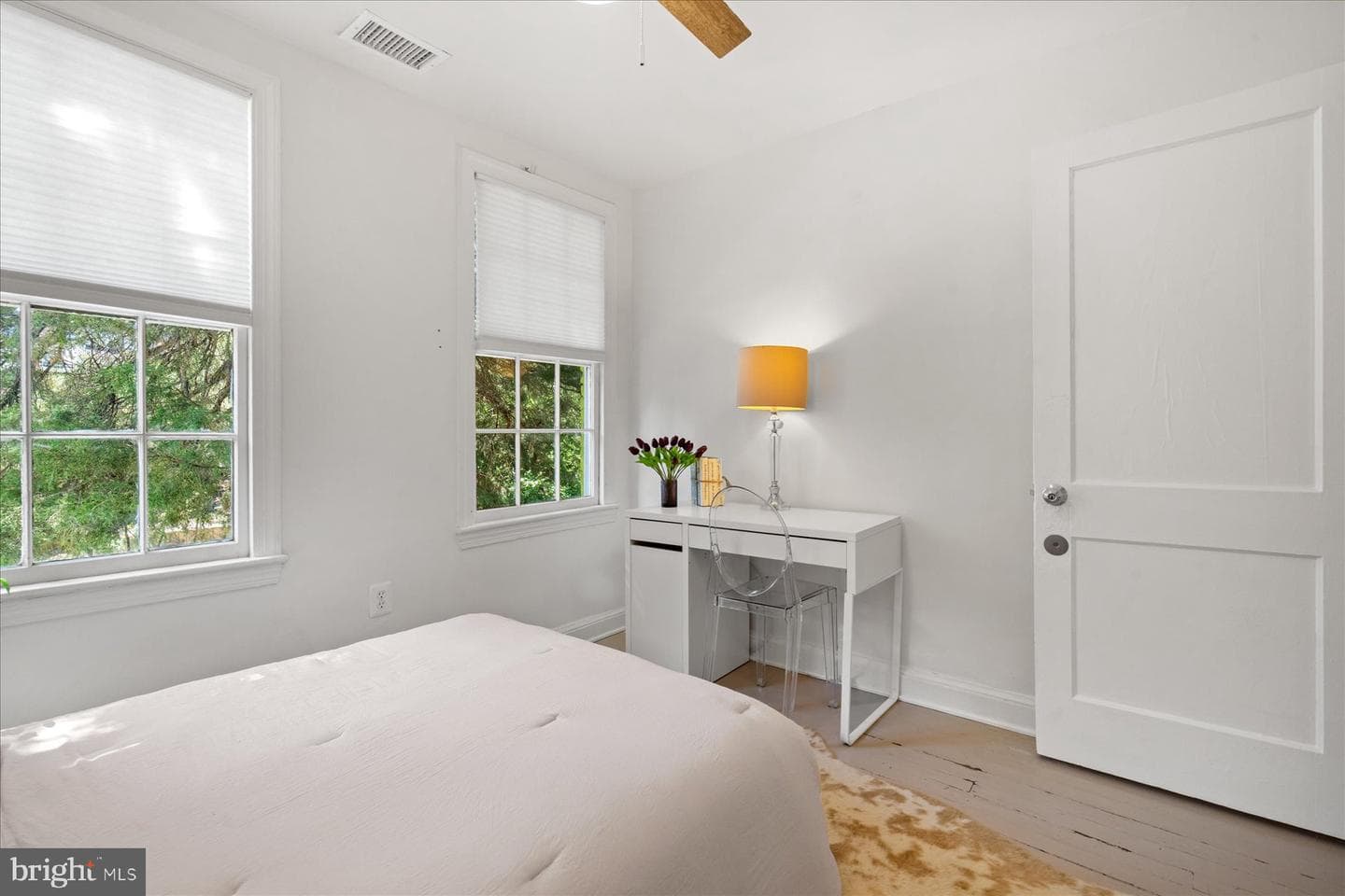 1062 Thomas Jefferson Street NW photo 40