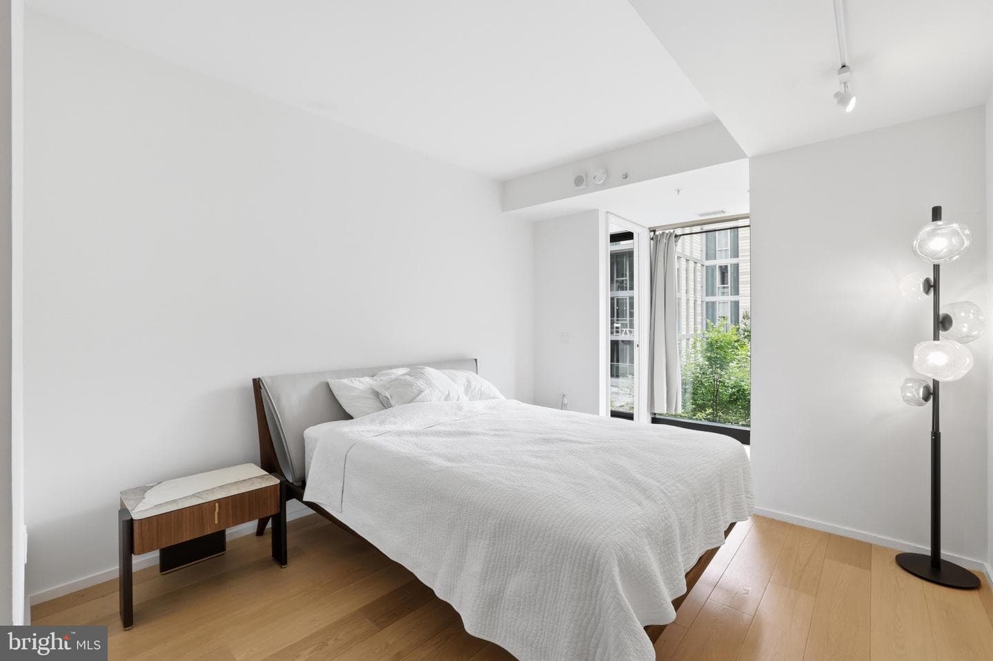 925 H Street NW #404 photo 15