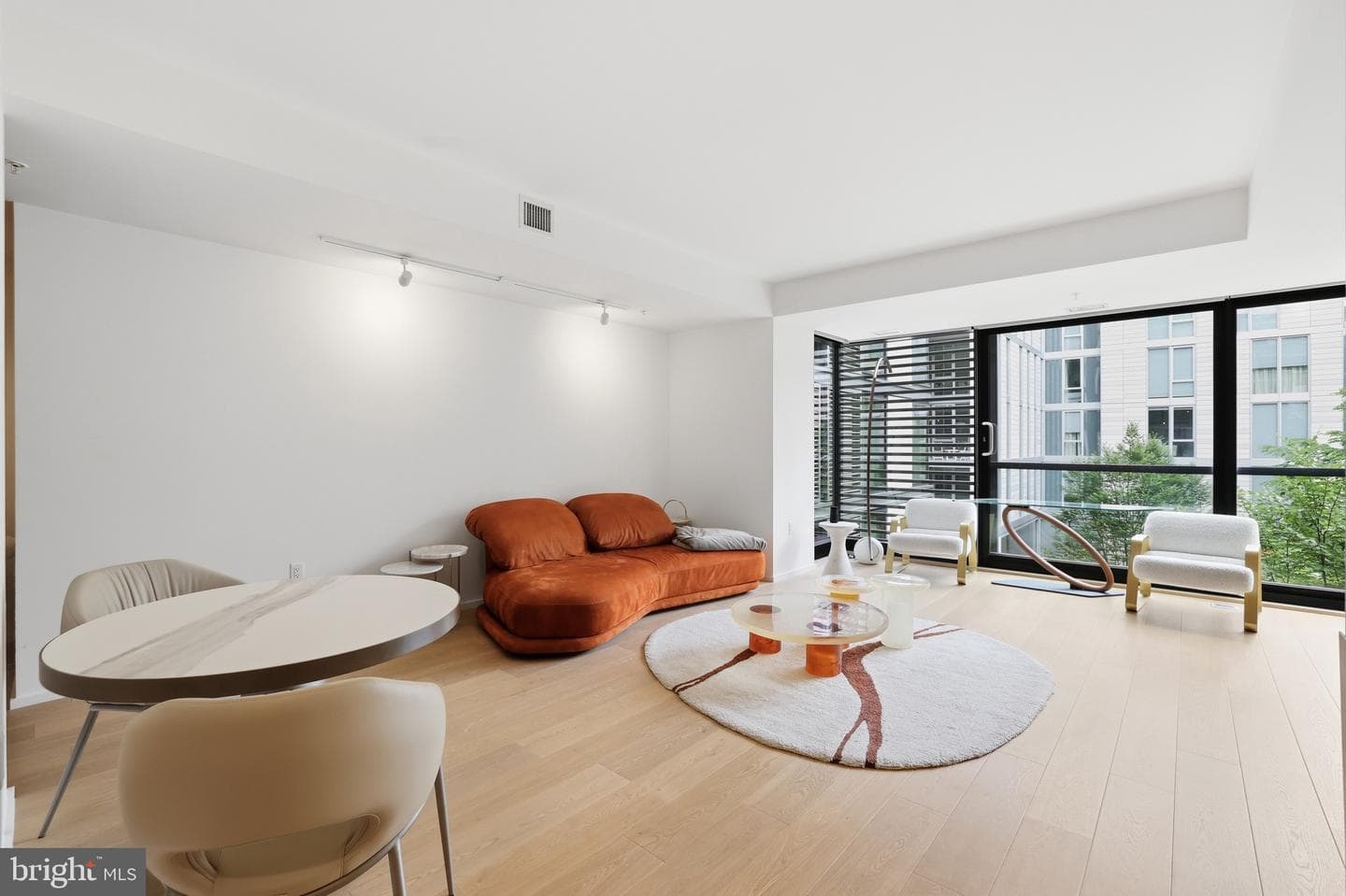 925 H Street NW #404 photo 9
