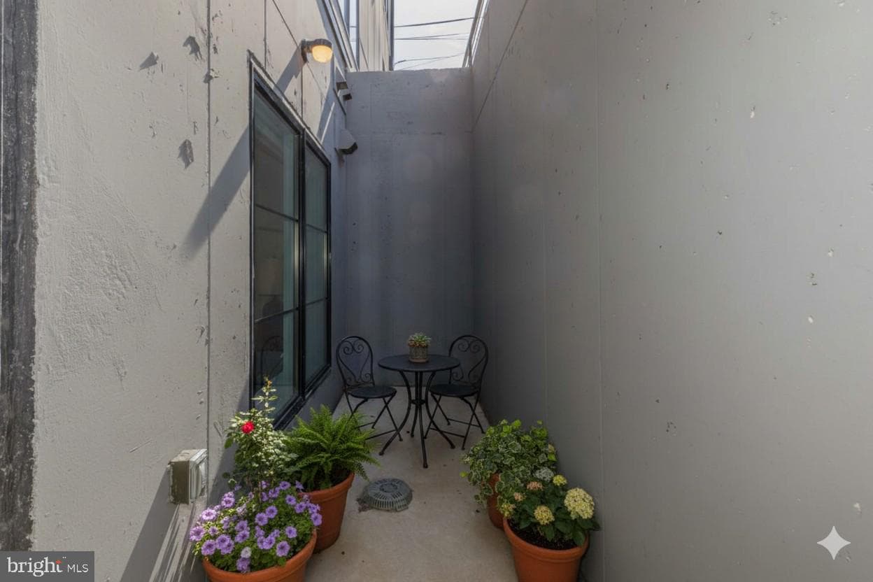 2310 4th Street NE #5 photo 8