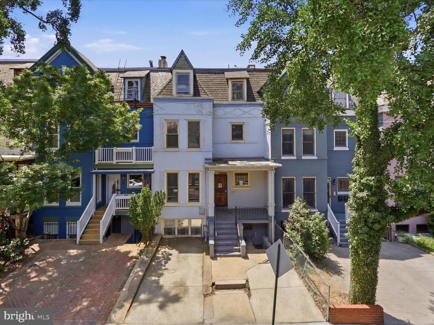 1648 Newton Street NW photo 2