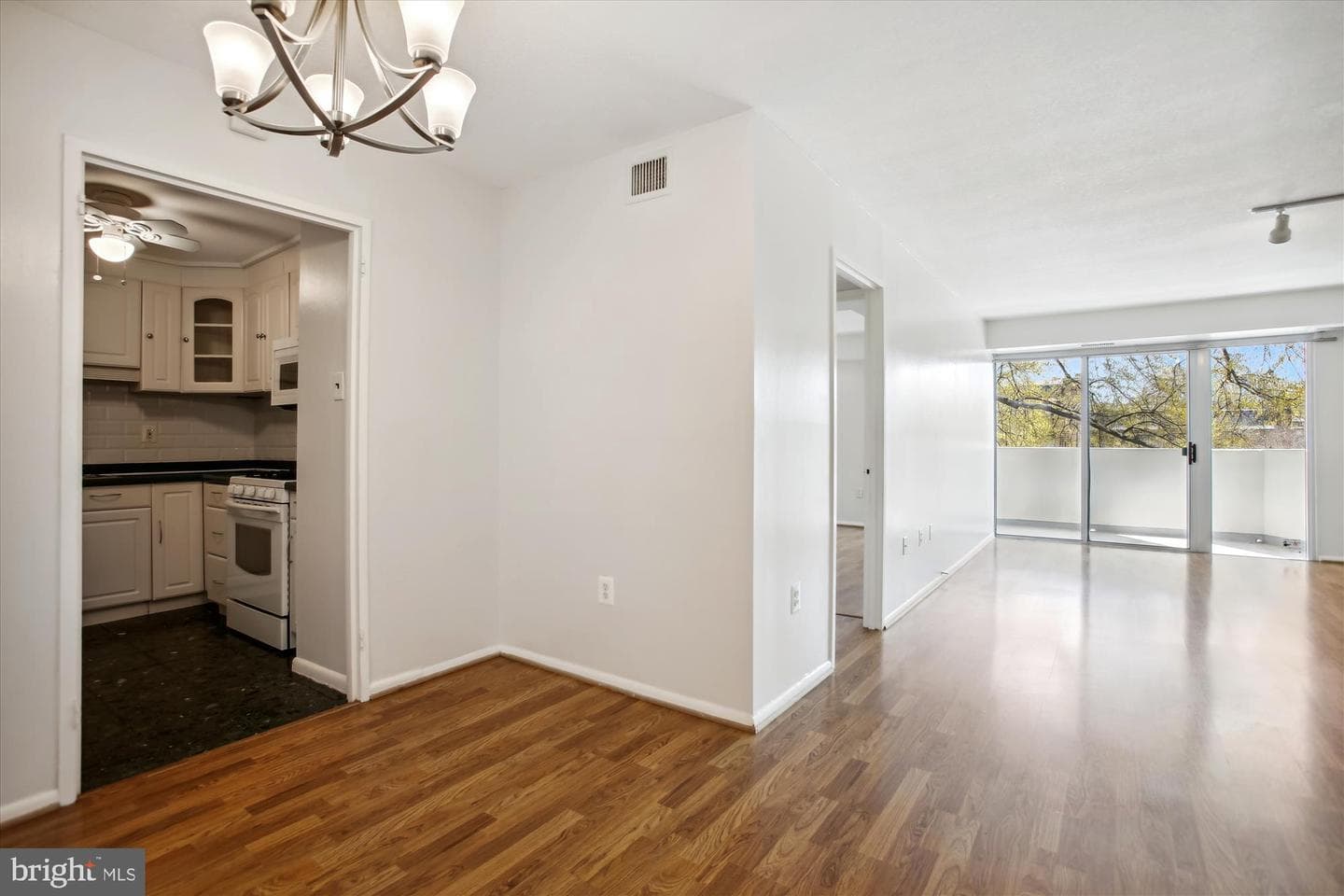 700 7th Street SW #211 photo 14