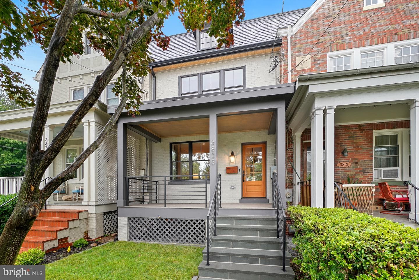 3823 Benton NW