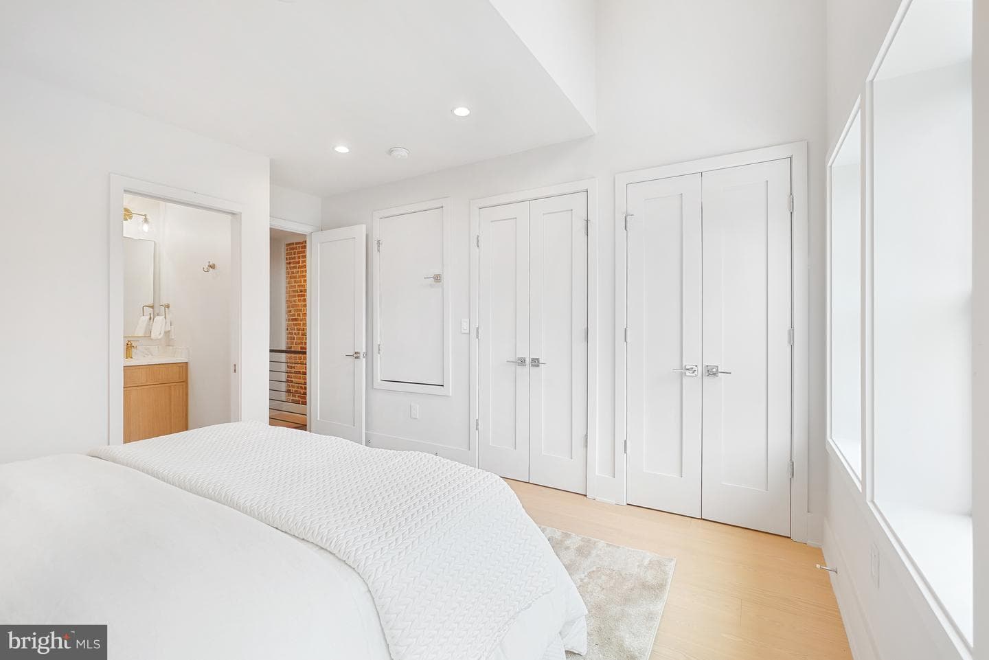 3823 Benton NW photo 23