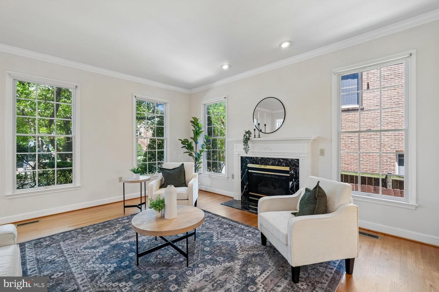 5105 Warren Place NW photo 4
