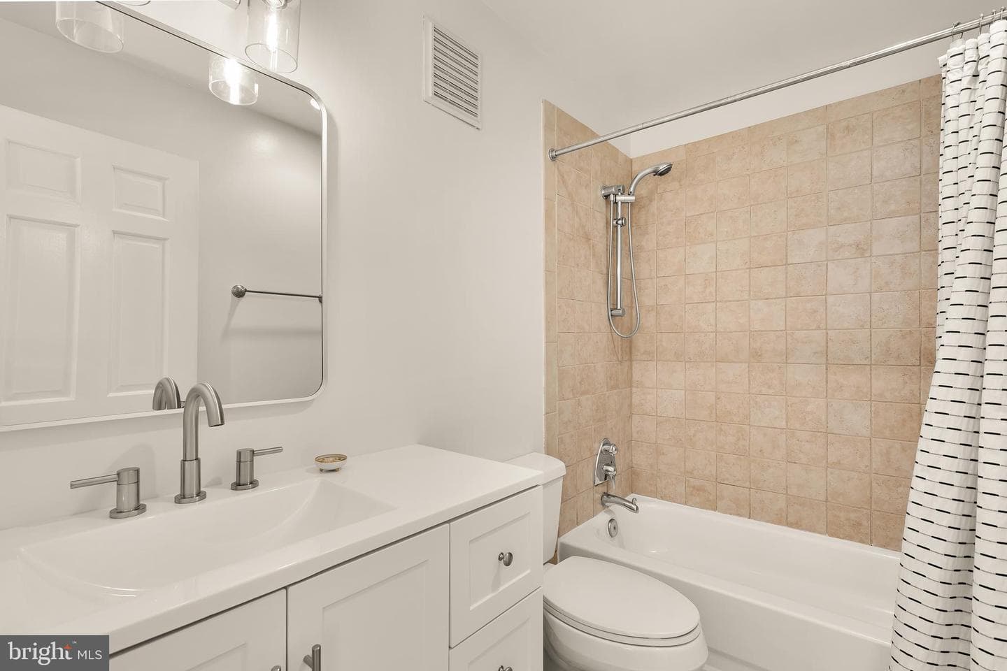 1614 Beekman Place NW #c photo 15