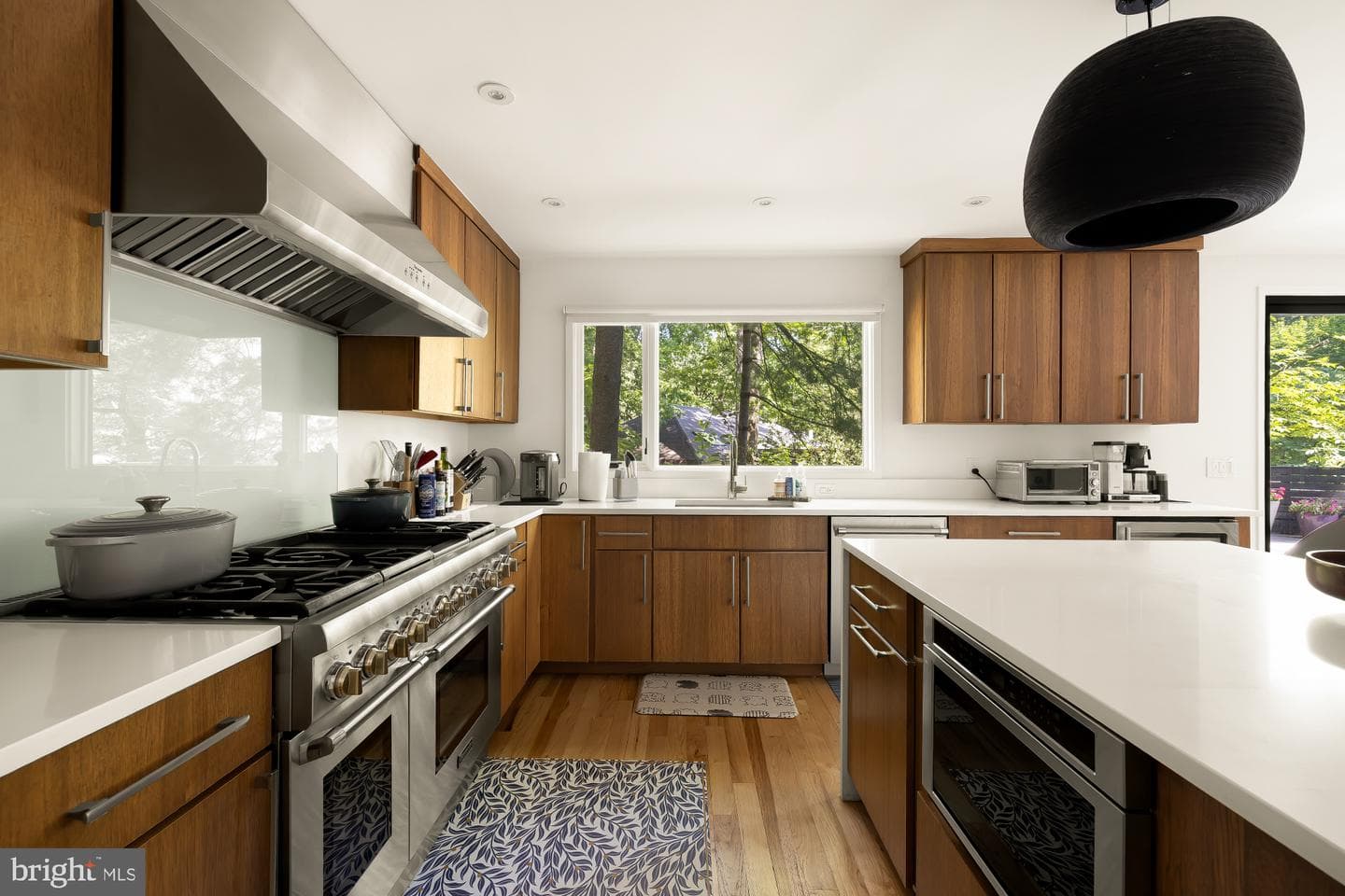 2710 Brandywine Street NW photo 8