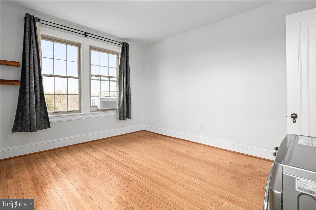 3100 Wisconsin Avenue NW #406 photo 11