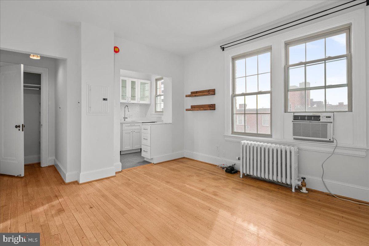 3100 Wisconsin Avenue NW #406 photo 7
