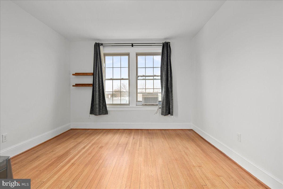 3100 Wisconsin Avenue NW #406 photo 9