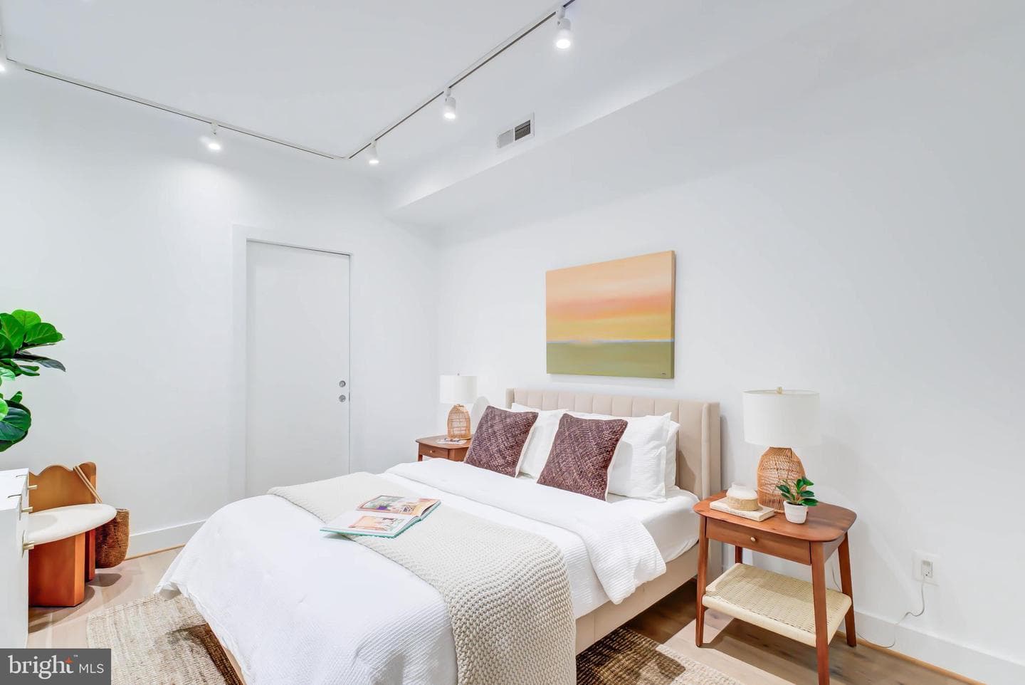 1468 Belmont Street NW #3e photo 33