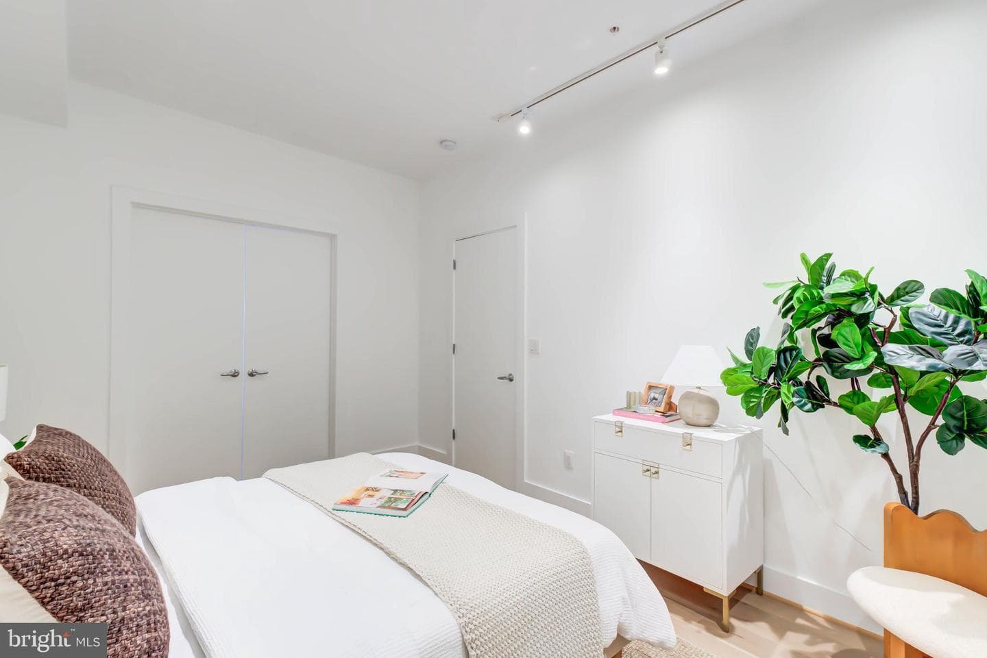 1468 Belmont Street NW #3e photo 35
