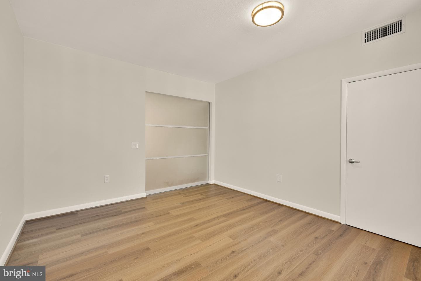 400 Massachusetts Avenue NW #1207 photo 44