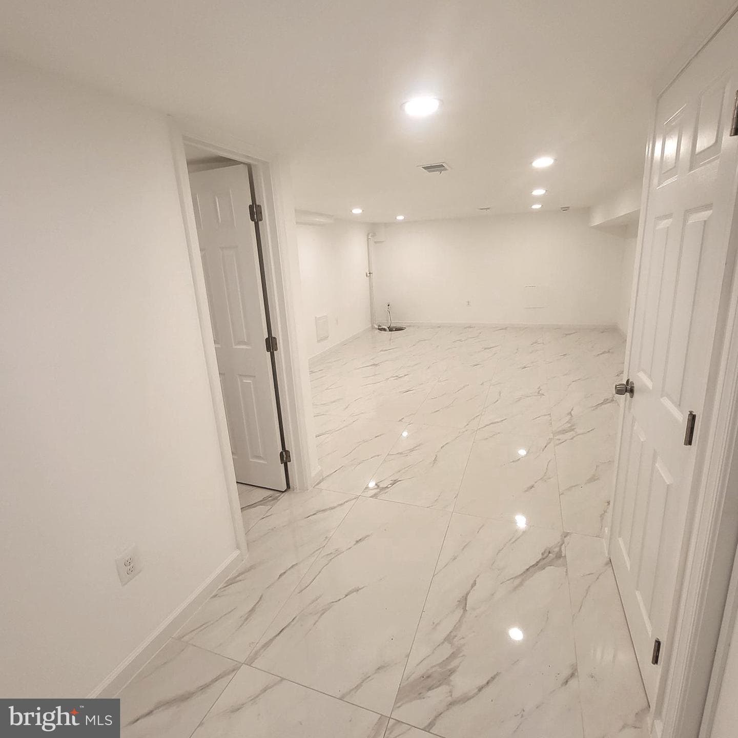 562 24th Street NE photo 30