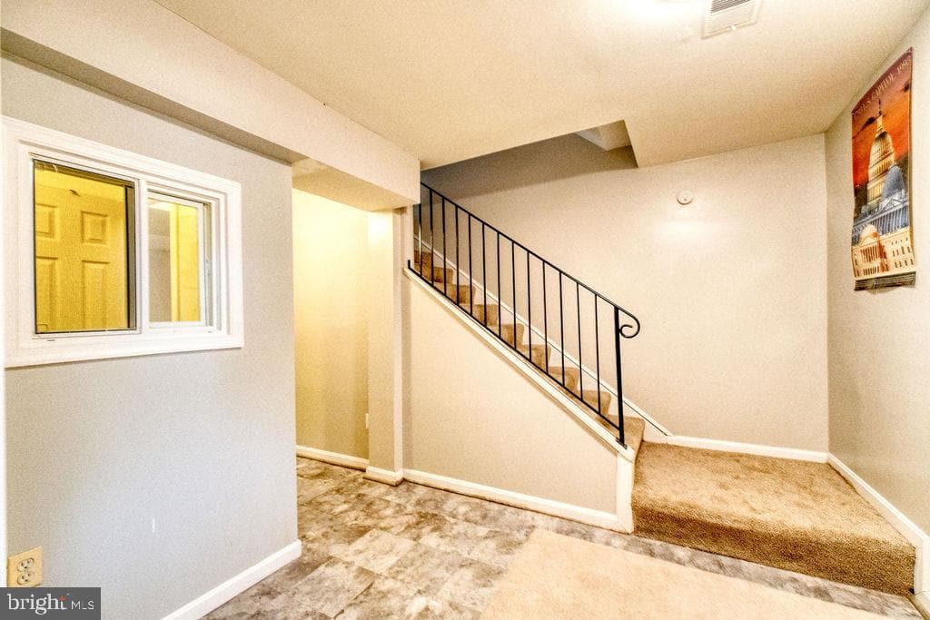 4903 8th Street NE photo 23