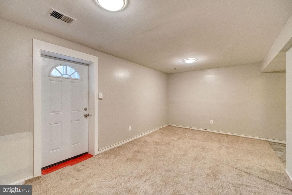 4903 8th Street NE photo 26