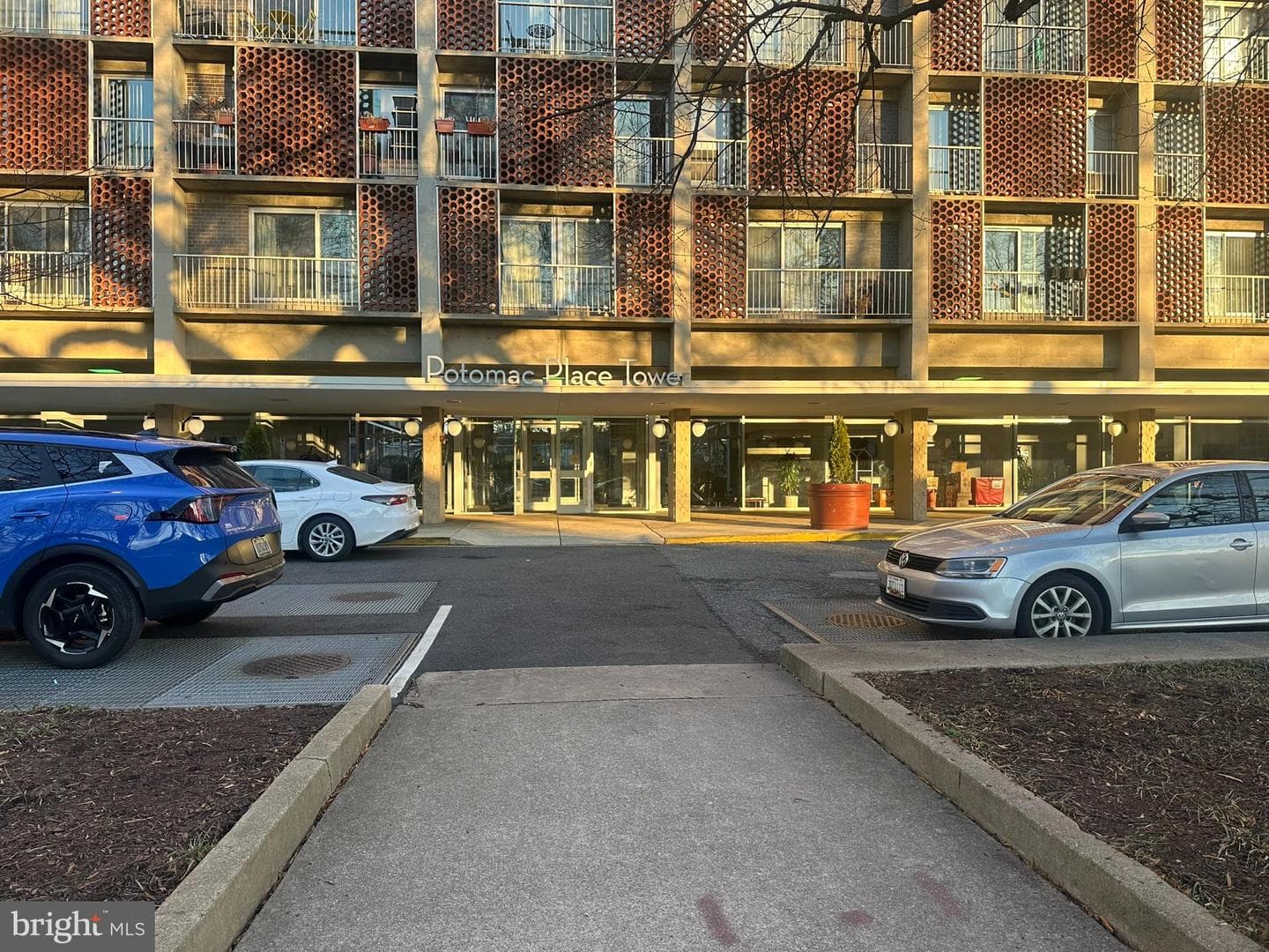 800 4th Street SW #s325 photo 1