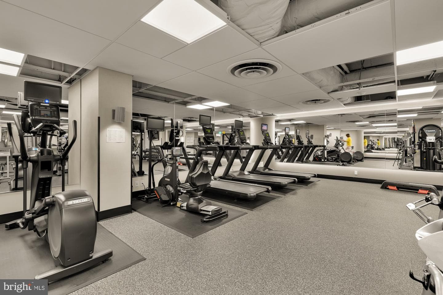 2801 New Mexico Avenue NW #1211 photo 34