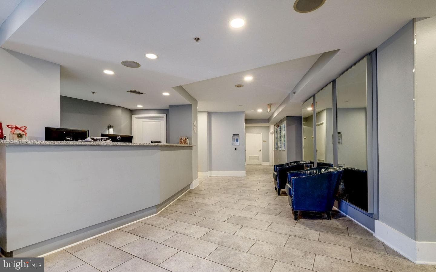 555 Massachusetts Avenue NW #1417 photo 6
