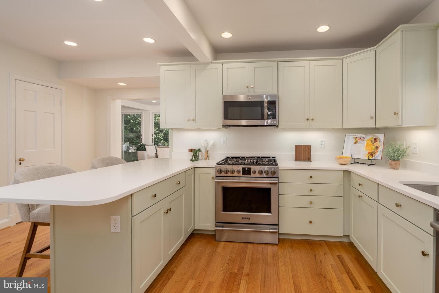 5109 Chevy Chase Parkway NW photo 15