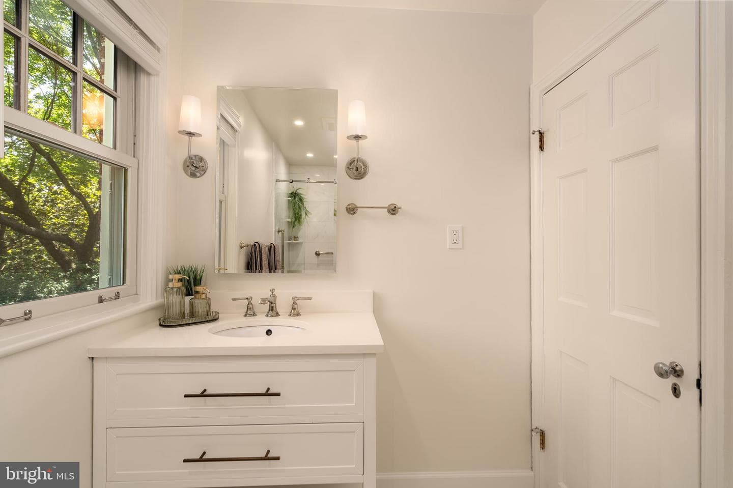 5109 Chevy Chase Parkway NW photo 30