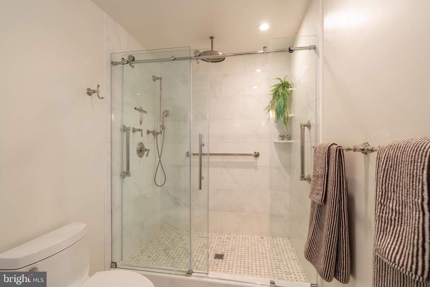 5109 Chevy Chase Parkway NW photo 31
