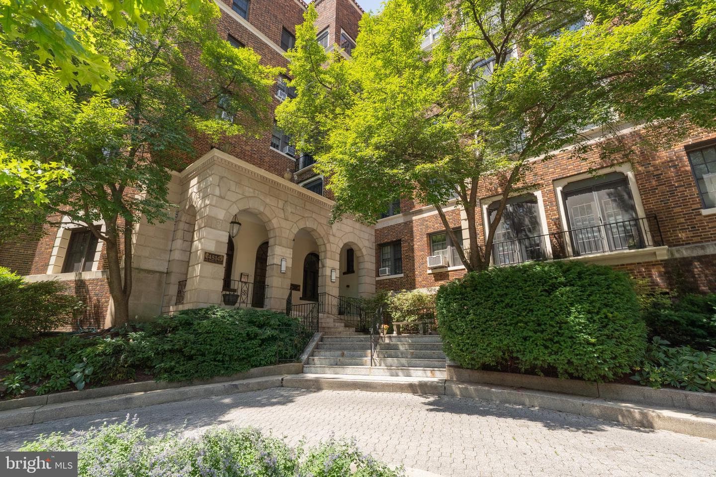4514 Connecticut Avenue NW photo 3