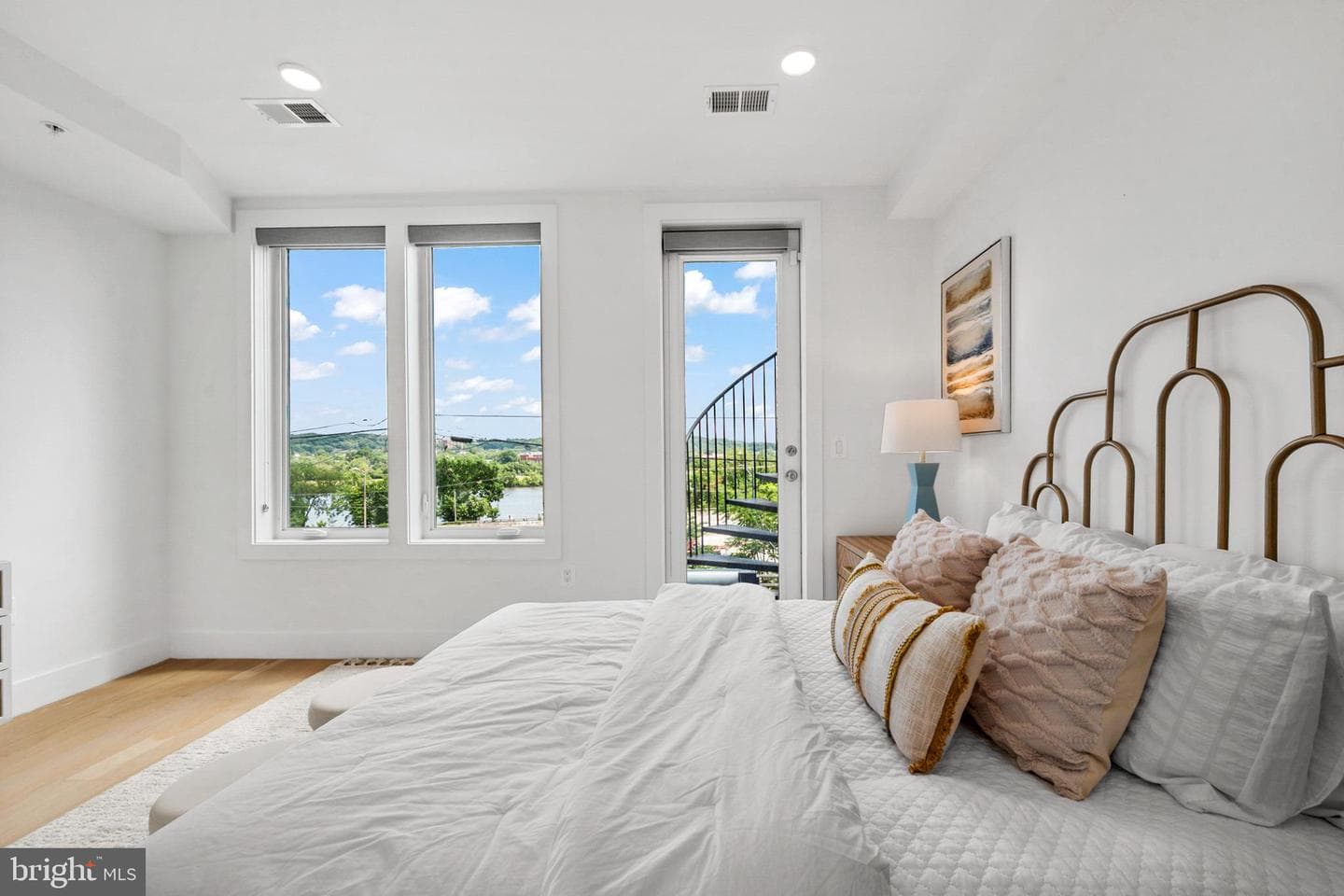 1515 K Street SE #3 photo 23