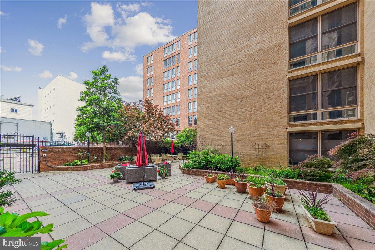 1260 21st Street NW #111 photo 27