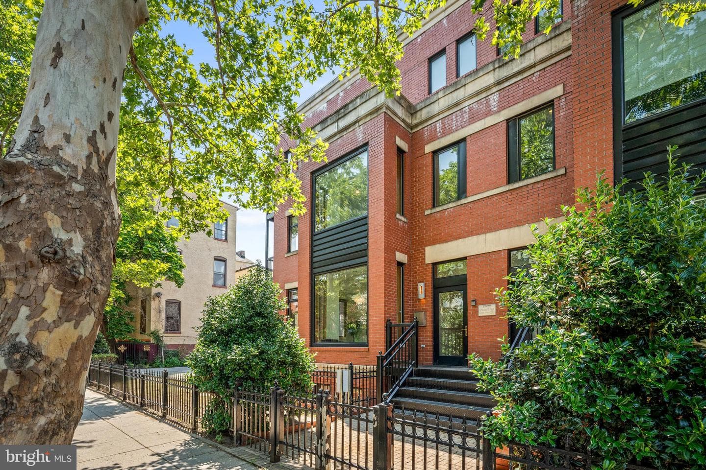 1555 9th Street NW #1 photo 3