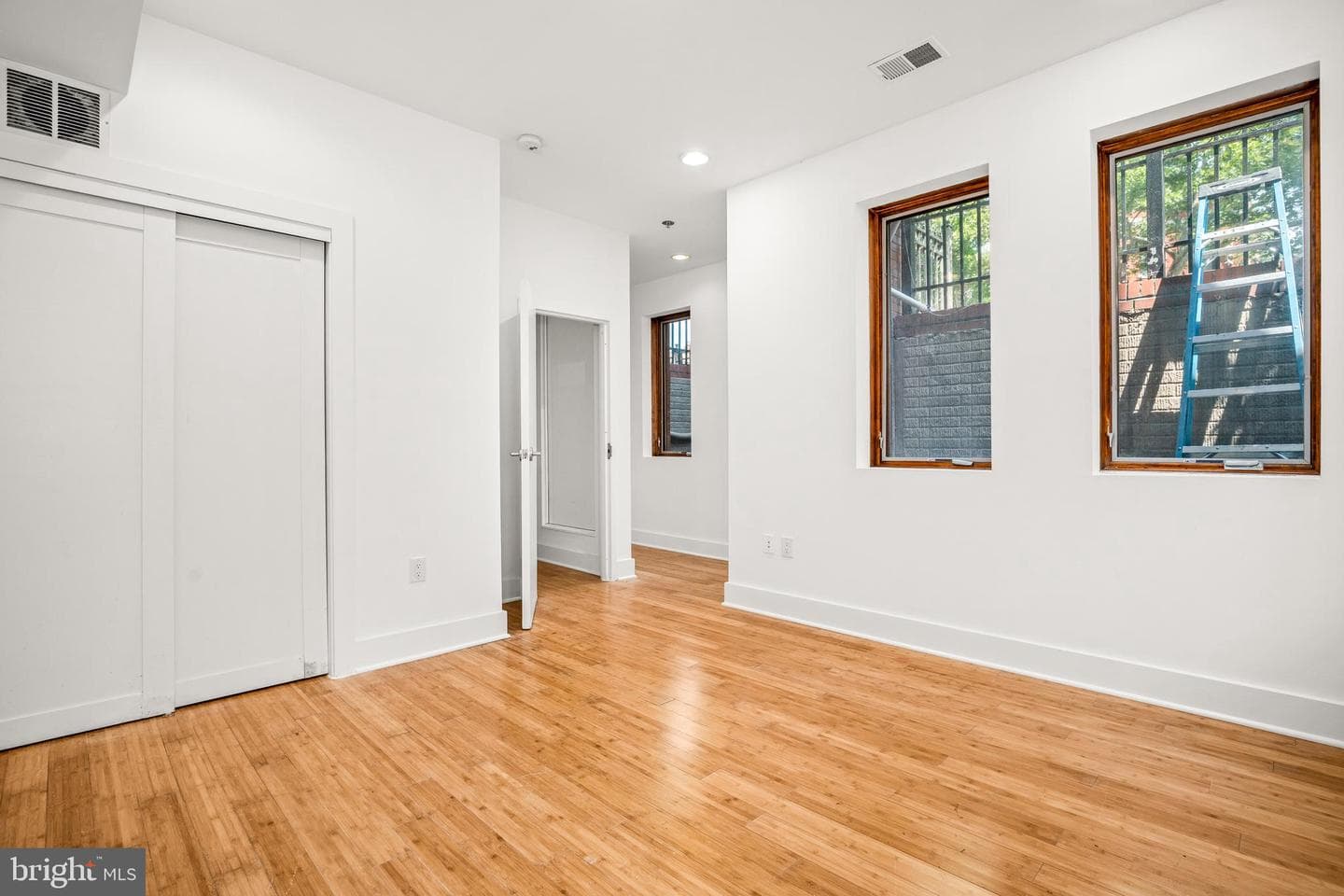1555 9th Street NW #1 photo 7