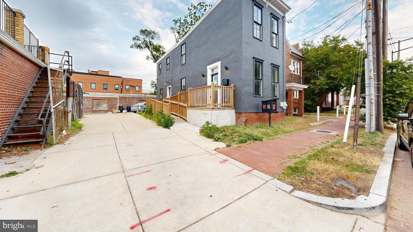 1214 U Street SE photo 6
