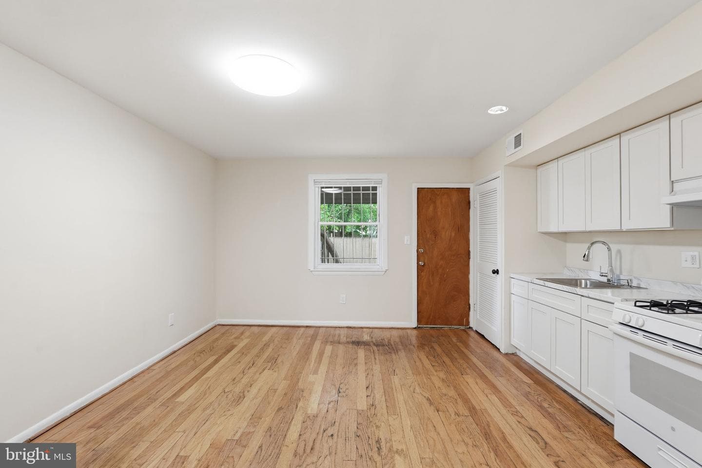 1235 16th Street NE photo 16