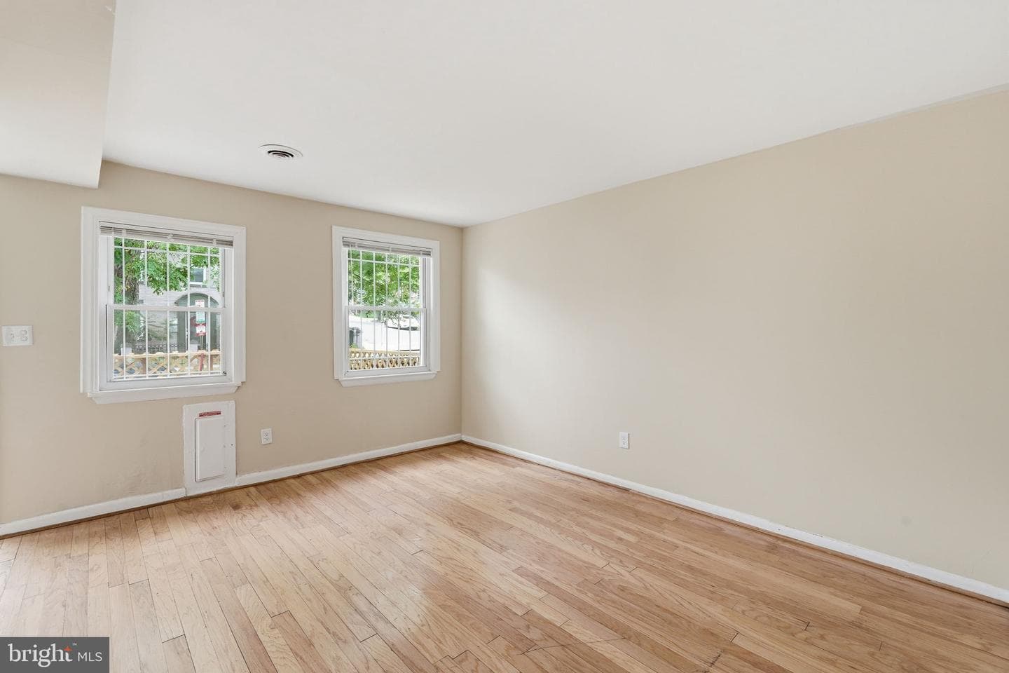 1235 16th Street NE photo 20
