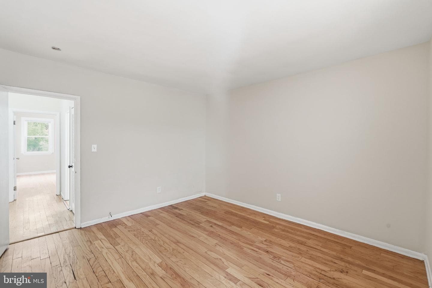 1235 16th Street NE photo 35