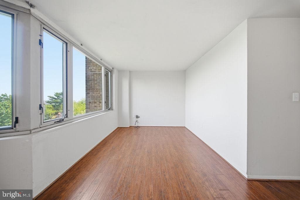 2800 Wisconsin Avenue NW #709 photo 10