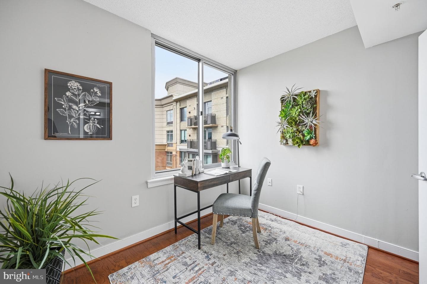 555 Massachusetts Avenue NW #1302 photo 12