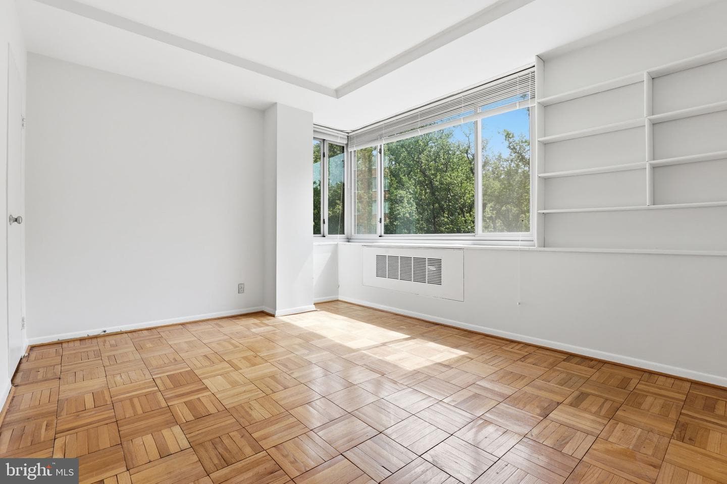 4200 Cathedral Avenue NW #812 photo 14